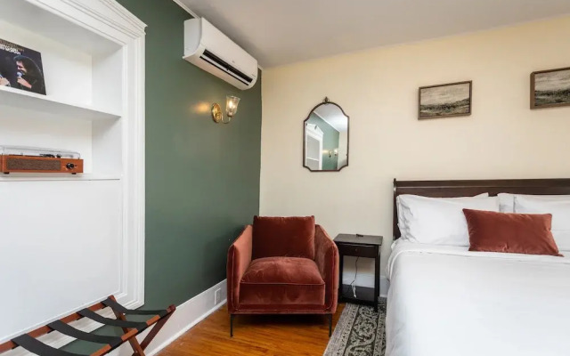 The Legacy Inn