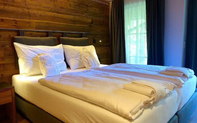Chalet in Saalbach With Panoramic Sauna