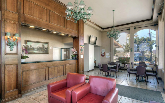 Hampton Inn & Suites San Mateo-San Francisco Airport