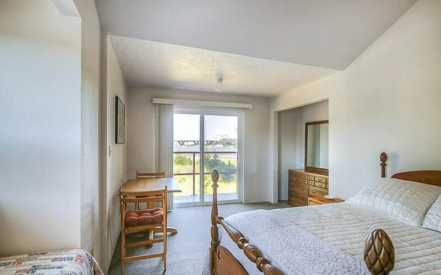 Bridgeview - Waldport