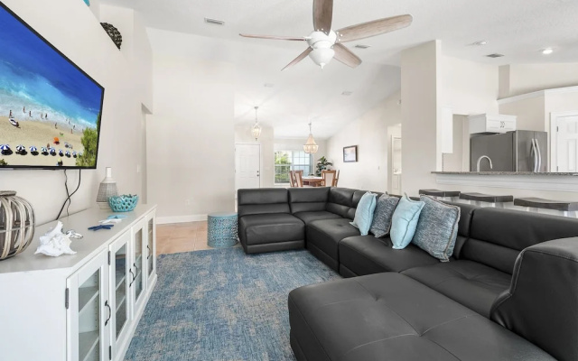 Complete Searenity by Distinctive Beach Rentals