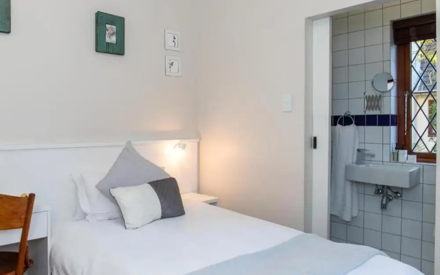 Knightsbury Guest House