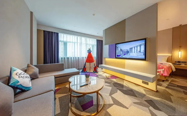Lavande Hotel(Xiamen Airport Wuyuanwan Metro Station)