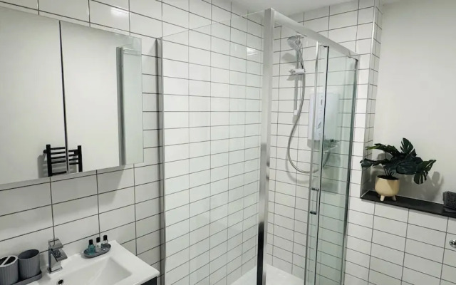 The Square Apartments Flat 6