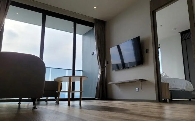 Sea view 253 The Base Central Pattaya