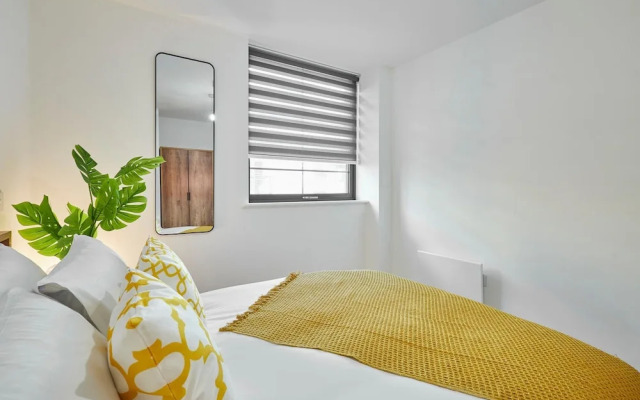 Host Stay Lockside House