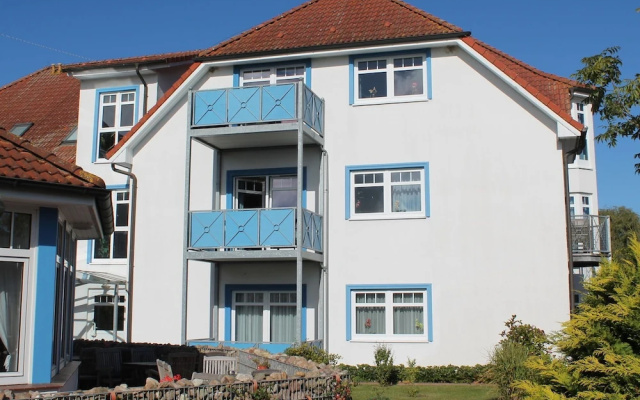 Winsome Apartment in Nienhagen near Sea
