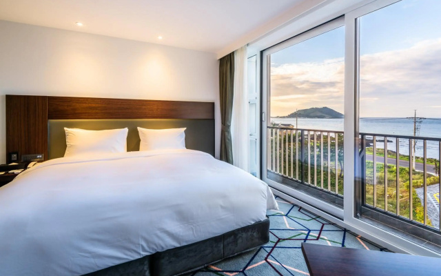 Augila Hotel Jeju Oceano Suites