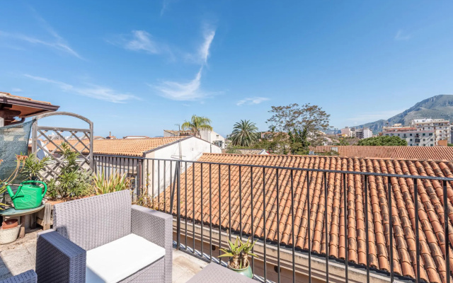 Schiavuzzo Apartment with Terrace