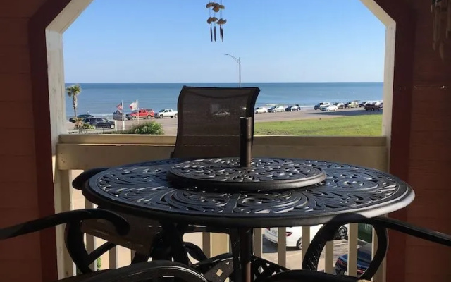 Dawn 1134-beachcomber 1 Bedroom 1 Bathroom Condo