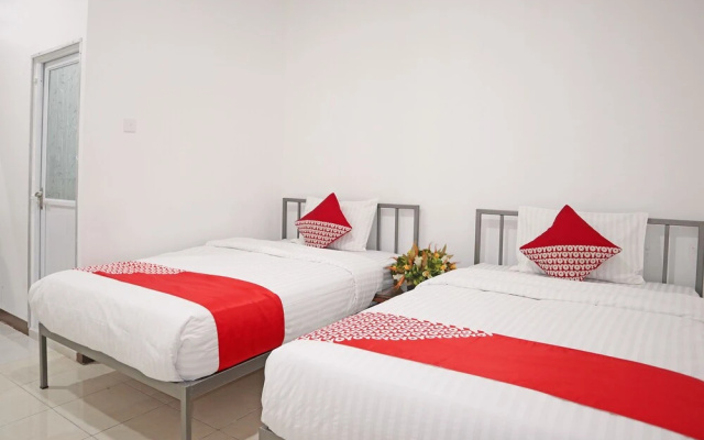 Cendrawasih Homestay by OYO Rooms