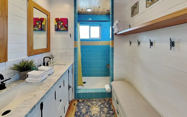 Beach-Inn by Silver Sands Vacation Rentals