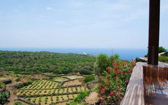 Agriturismo Cala Cottone - Dammuso U' Locu