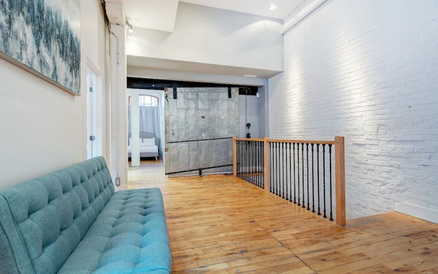 Bachelor Pad by Hometrotting