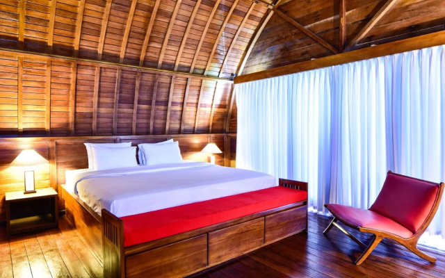 The Lumbung Wood Villa