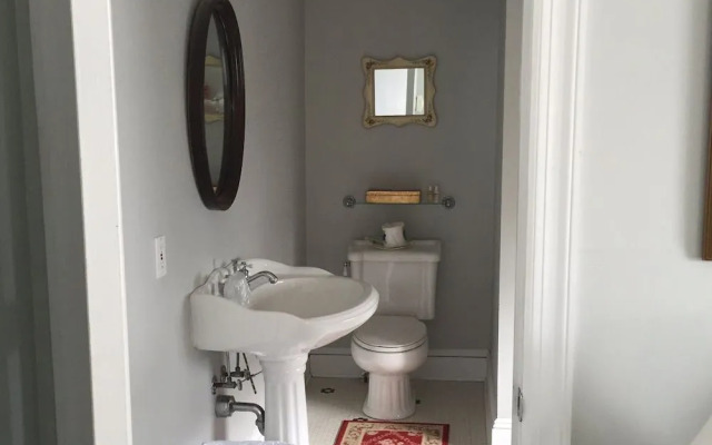 The Carriage House B&B