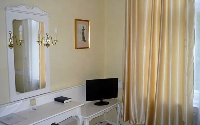 Fiume Hotel