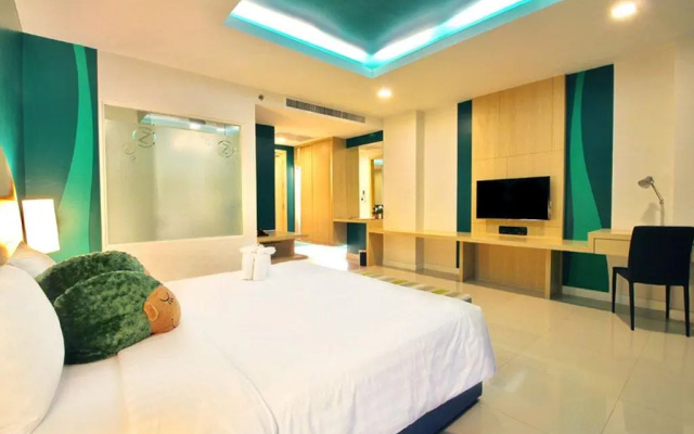 Sleep With Me Hotel design hotel @ patong