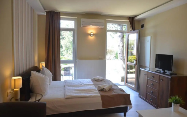 Adler Hotel és Étterem