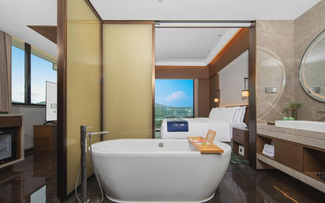 Liyang Hentique Resort & Spa Villa