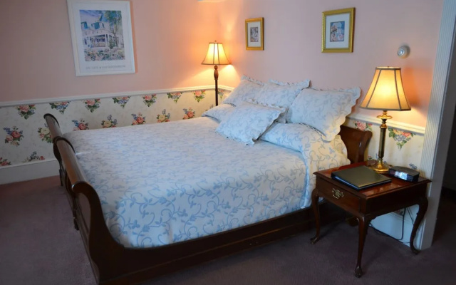 Bay View Inn