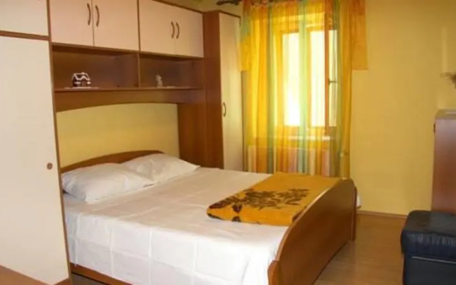 Apartment Put Rota 48