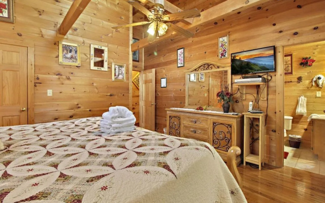 Alpine Ski Lodge by Jackson Mountain Rentals