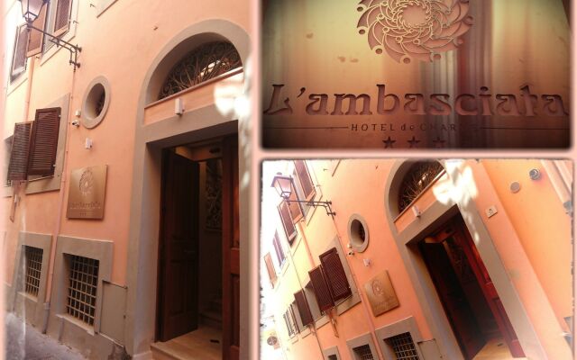 L'Ambasciata Hotel de Charme вид на фасад