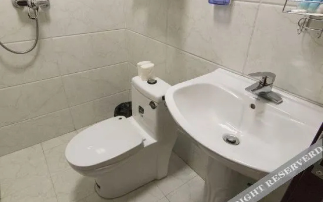 Jiayin Wenjia Holiday Hotel