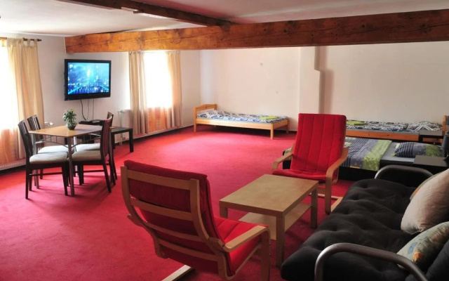 Hostel Alia