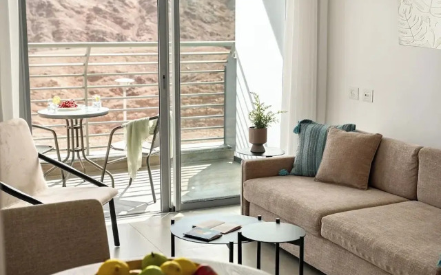 Red Canyon Peaceful Stay by Sea N' Rent
