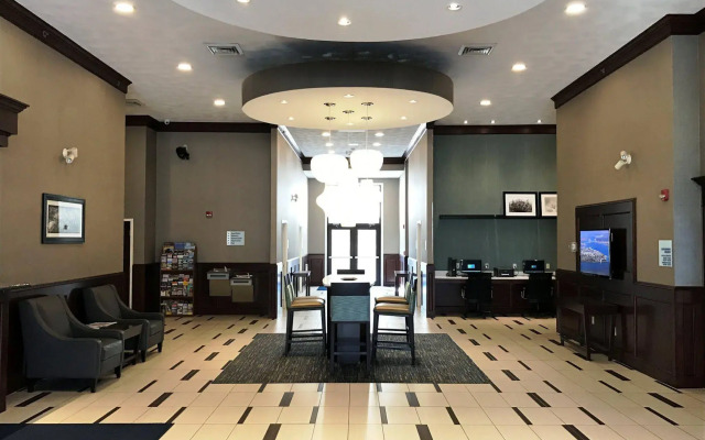 Holiday Inn Express & Suites Smithfield - Providence by IHG