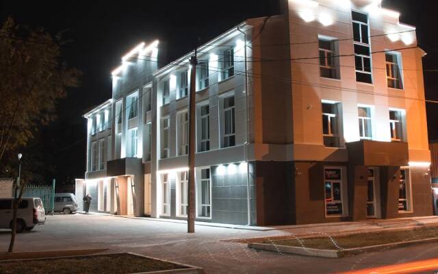 Гостиница Arka Hotel в Уссурийске отзывы, цены и фото номеров - забронировать гостиницу Arka Hotel онлайн Уссурийск вид на фасад