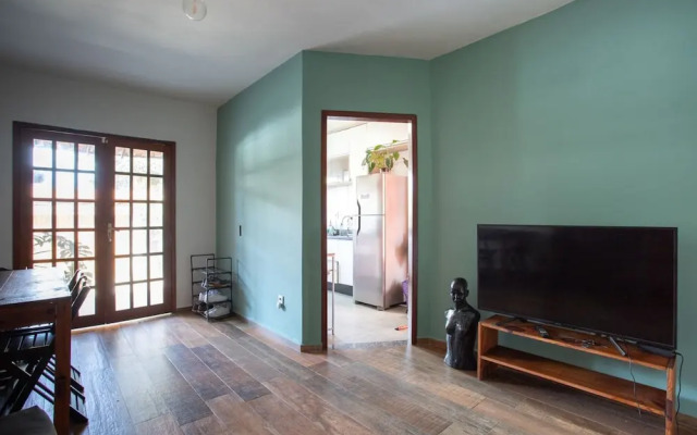 Casa com Churrasqueira a 550m da Praia Itaipua u