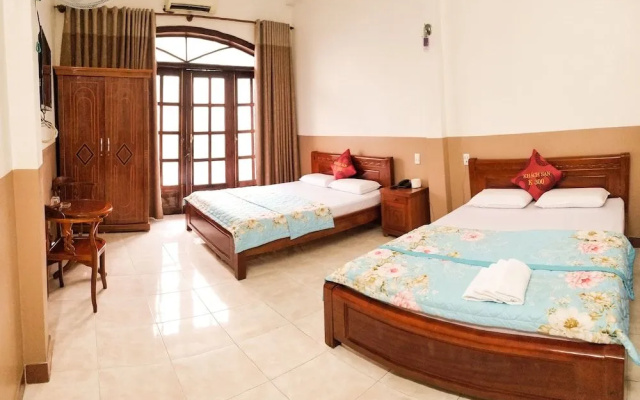 OYO 751 K300 Hotel