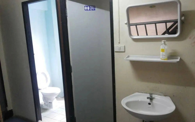 Samsen 6 Guesthouse