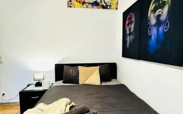 Bright Studio Stay Apt Near Rathausplatz