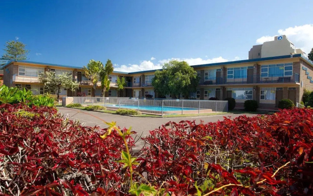Crystal Waters 6 - CBD Location