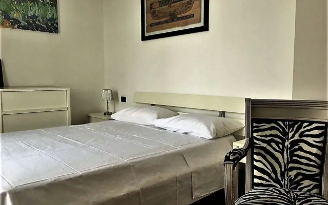 Iris Apartment