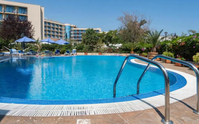 Апартамент В Комплекс Golden Beach, Sunny Beach
