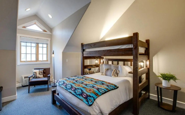 The Bivvi Hostel Telluride
