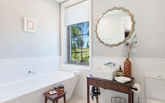 Block Eight 4 Water View Luxe Villa