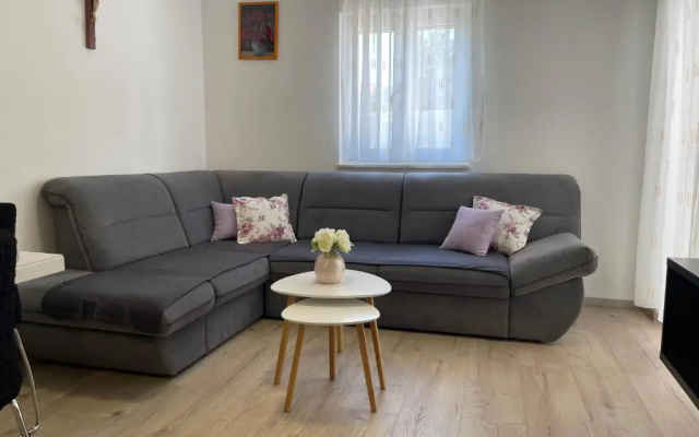 The Big Terrace Apartment
