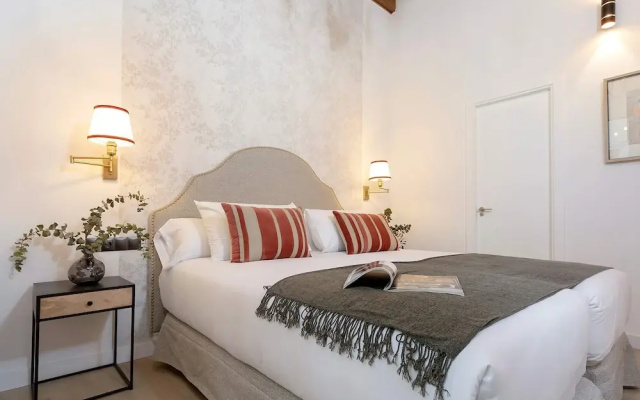 Bright Apartment in Sevilla Teodosio II