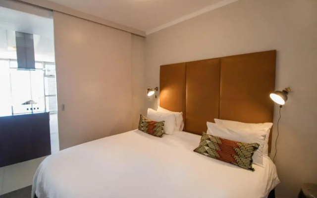 Camps Bay One Bedroom Apartment - The Crystal
