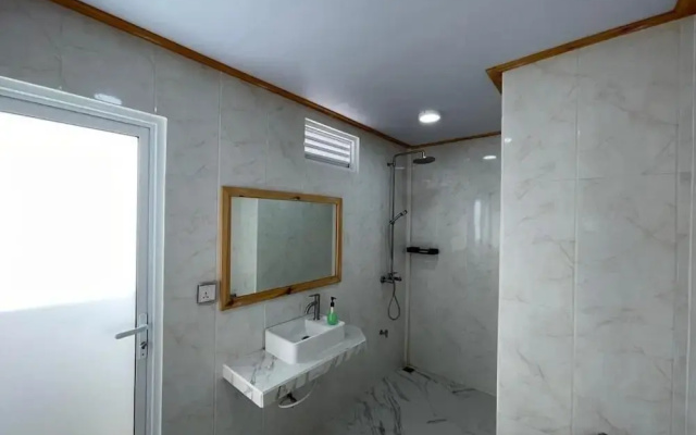 Dacha Thoddoo White Sand