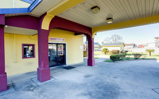 OYO Hotel Pensacola I-10 & Hwy 29