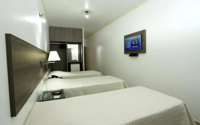 Indaiá Hotel