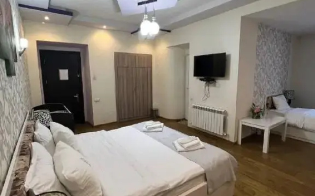 Deluxe Suite · Sanapiro Tbilisi — photo 4