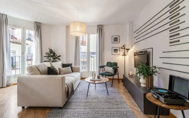 Bowie - 1 Bedroom Pool in Chueca